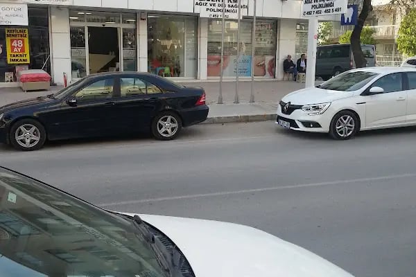 Dent Km - Buca Diş Kliniği - Resim 15