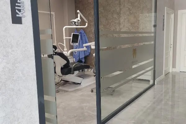 Özel Meta Ağız ve Diş Sağlığı Polikliniği - Resim 12