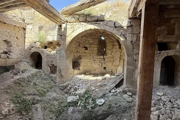 Surp Toros Ermeni Kilisesi - Resim 16