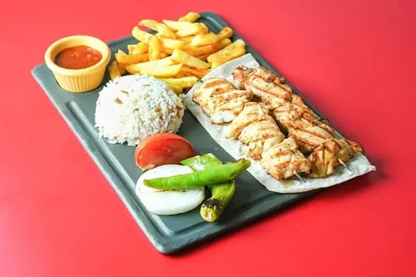Yeni Kardelen Pide Lahmacun Ve Döner Salonu - Resim 17