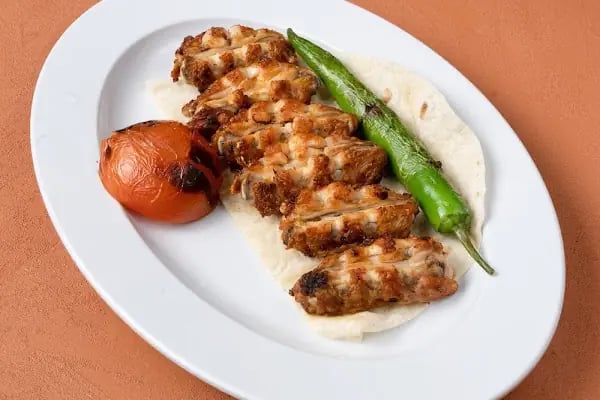 Yeni Kardelen Pide Lahmacun Ve Döner Salonu - Resim 10