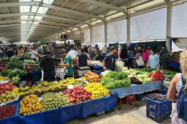 Turgutreis Kapalı Pazaryeri - Resim 1