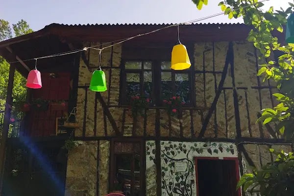 Beyoğlu Et Mangal &amp; Cafe - Resim 18