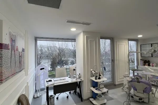 Berkay Tulpar Clinic | Saç Ekimi ve Estetik Kliniği | Hair Transplant Turkey Istanbul | Aesthetic Clinic | Berkay Tulpar - Resim 6