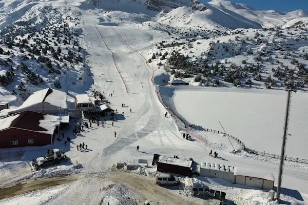 Erzincan Ergan Dağı Kayak Merkezi İşletmesi - Resim 2