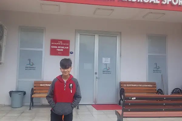 Ord.Prof.Dr. Ekrem Akurgal Kapalı Spor Salonu - Resim 11