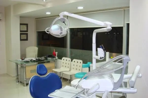 Trakyadent Çerkezköy Ağız ve Diş Sağlığı Merkezi - Resim 6