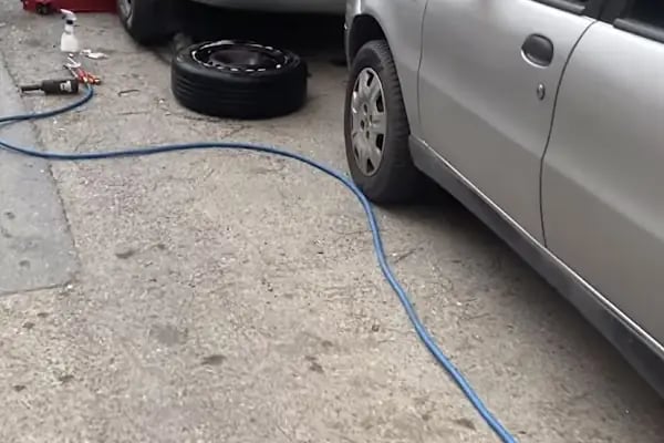 Lastik Yol Yardım lastik tamircisi - Resim 2