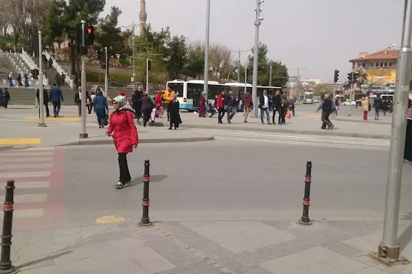 Tramvay Alaaddin Durağı - Resim 9
