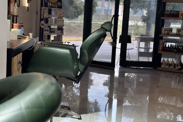 Nuray Dönmez Kuaför ve Güzellik Salonu Yuvacık Tınaztepe Başiskele - Resim 4