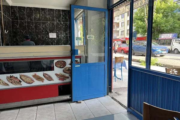 MEŞHUR PİDECİ AYDINLIKEVLER ALTINDAĞ - Resim 12