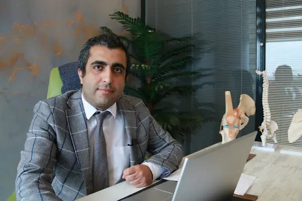 Op. Dr. Muhammed Duman جراحة العظام والمفاصل و العمود الفقري في اسطنبول- تطويل القامة في تركيا - Resim 7