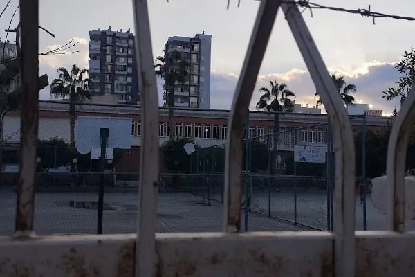 Akdeniz Anadolu Lisesi - Resim 3