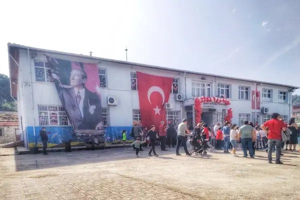 Bülent Yanpala İlkokulu - Resim 2