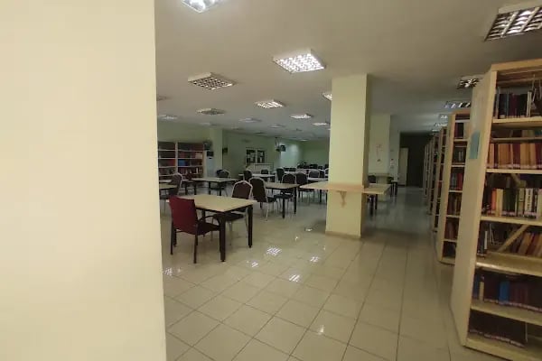 Gemlik Belediyesi Kütüphanesi - Resim 1