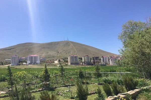 Afşin Sefer Sportif açık ve Kapalı Halı Saha - Resim 5