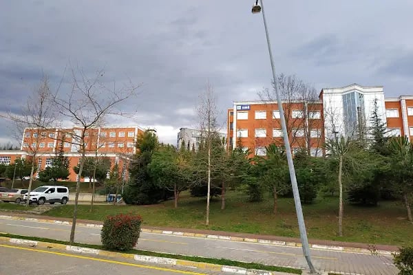 Sakarya Uygulamalı Bilimler Üniversitesi Rektörlük Binası T2 Blok - Resim 8