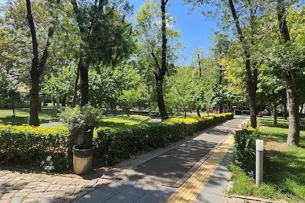 İstanbul Bilgi Üniversitesi - Resim 9