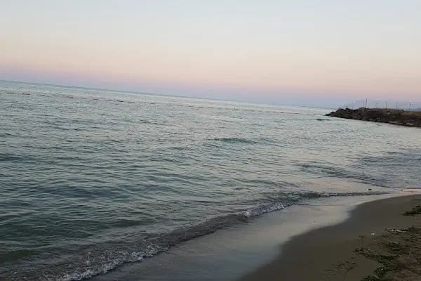 Kaşüstü Belediye Aile Plajı - Resim 3