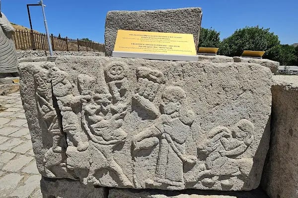 ARSLANTEPE ÖREN YERİ AÇIK HAVA MÜZESİ - Resim 3