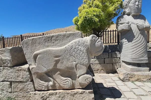 ARSLANTEPE ÖREN YERİ AÇIK HAVA MÜZESİ - Resim 1