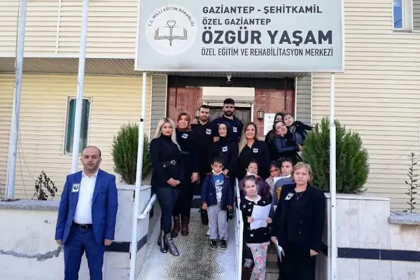 ÖZEL ÖZGÜR YAŞAM EĞİTİM VE REHABİLİTASYON MERKEZİ - Resim 12