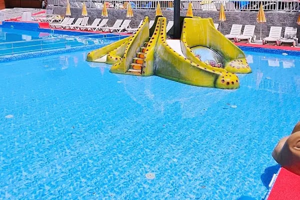 Aqua Vegas Yüzme Havuzu - Resim 1