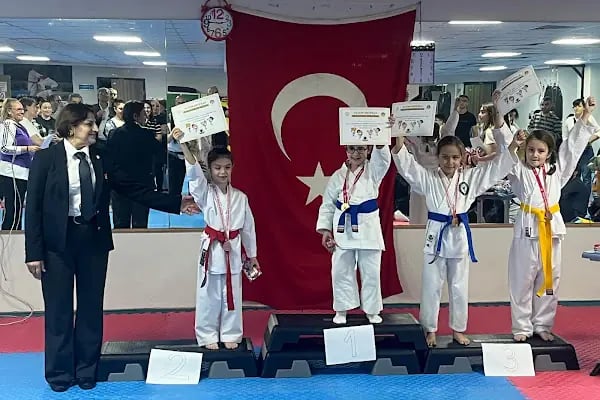 Karate /Aikido/Kickboks Özel Maltepe Gençlik Spor Kulübü - Resim 5