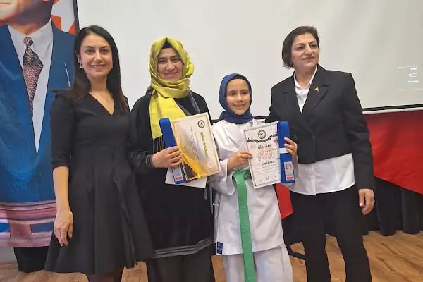 Karate /Aikido/Kickboks Özel Maltepe Gençlik Spor Kulübü - Resim 3
