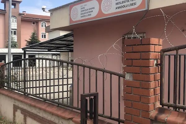 Latif Dörtçelik Mesleki ve Teknik Anadolu Lisesi - Resim 3