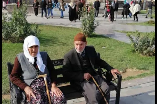 hasta bakım personeli - Resim 9