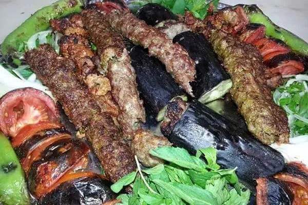 Nizipli Kebap Ve Lahmacun Salonul Bağcılar - Resim 3