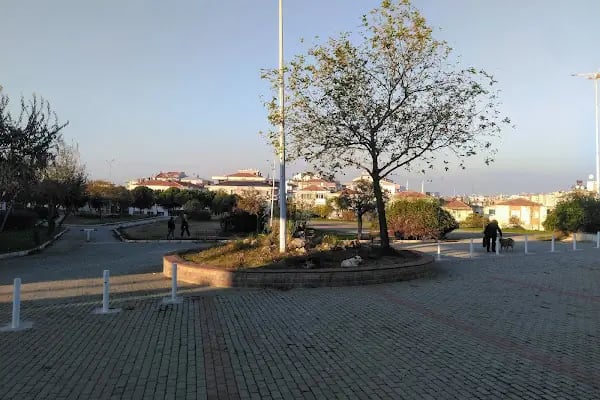 Karabağlar Belediyesi Karafatma Parkı - Resim 10