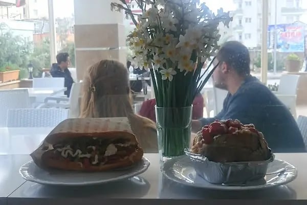 Kirlangic Cafe - Resim 17