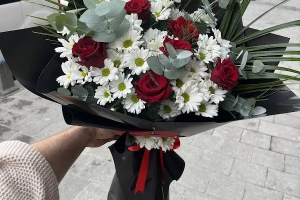Arnavutköy Çiçek Bahçesi - Resim 15