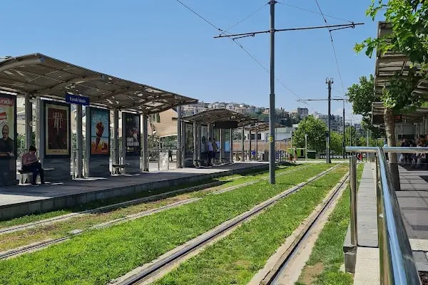 Konak İskele Tramvay Durağı - Resim 2