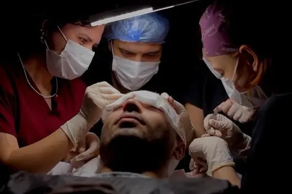 SHOWMED TURKEY Saç Ekimi ve Tedavilerİ - Resim 4