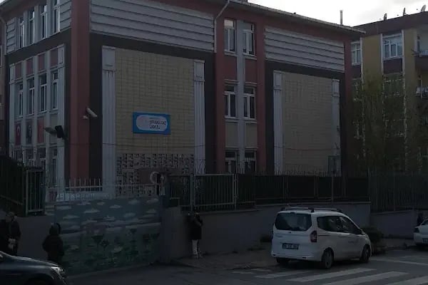 Ertugrul Gazi Ilkokulu - Resim 1