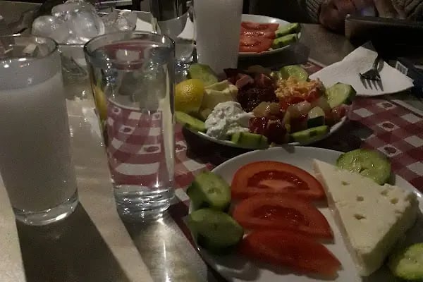 Beyaz Saray Restaurant - Resim 1