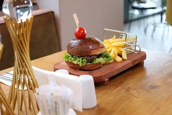 Green Hills Suites - Resim 14