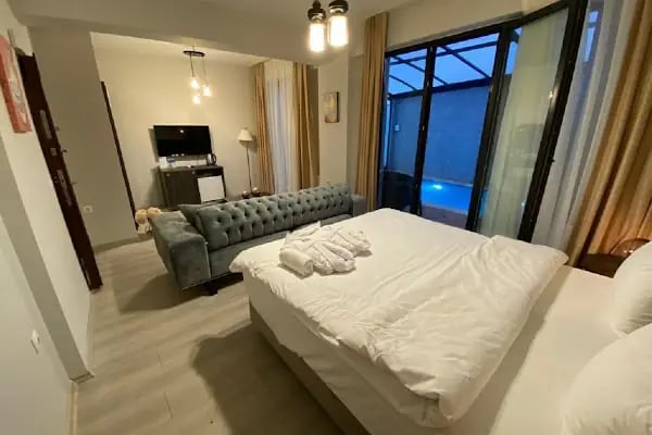 Green Hills Suites - Resim 13