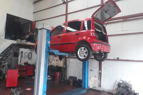 Öz gülnarlilar nafiz usta mersin oto tamir - Resim 4