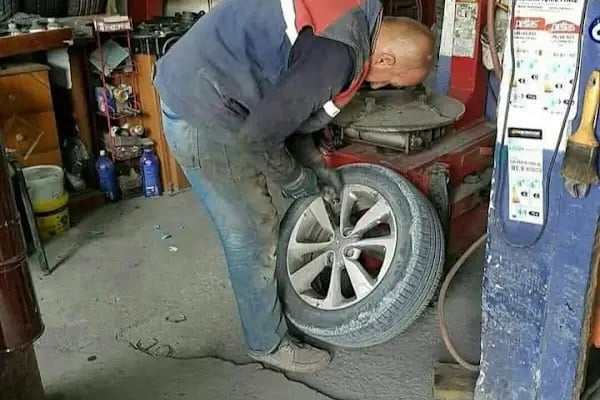 Akkaya Oto Lastikçi - Resim 1