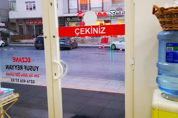 Yusuf Reyyan Eczanesi - Resim 6