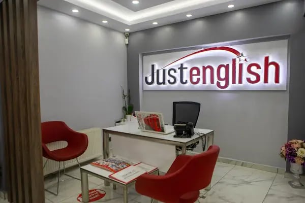 Just English Dil Okulları - İngilizce Kursu Bursa-Heykel - Resim 5