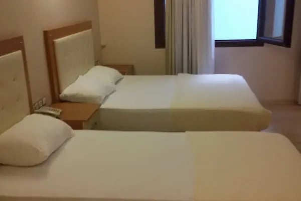 Şato Otel - Resim 17