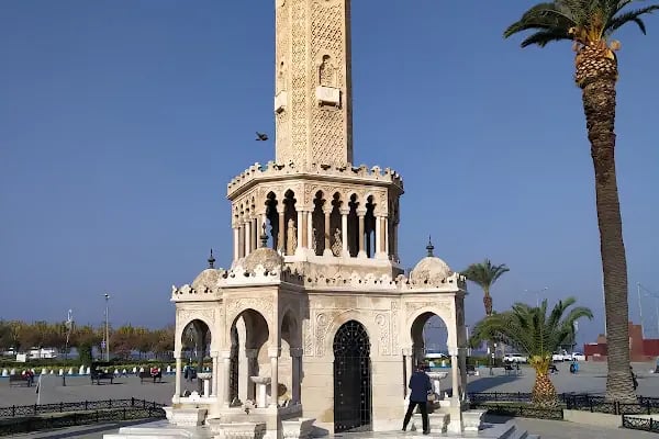 Türkiye İş Bankası Konak/İzmir Şubesi - Resim 9