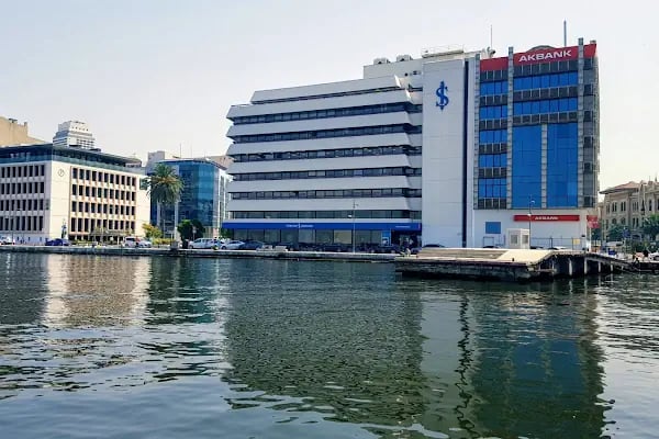 Türkiye İş Bankası Konak/İzmir Şubesi - Resim 6