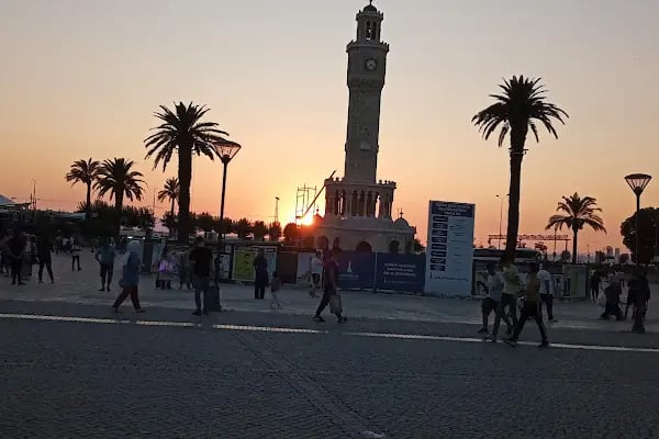 Türkiye İş Bankası Konak/İzmir Şubesi - Resim 14