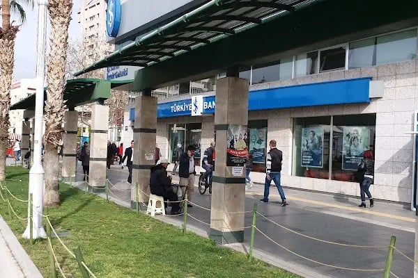 Türkiye İş Bankası Konak/İzmir Şubesi - Resim 11